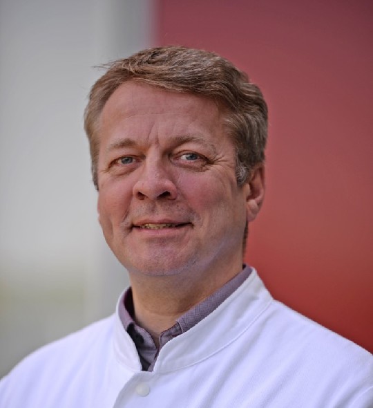 Prof. Dr. Henning Allmers